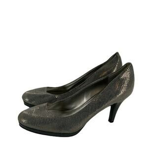 AK Anne Klein Dress Shoes Women's Size 8.5 High Heels Slip on Dazzling Gray Pump